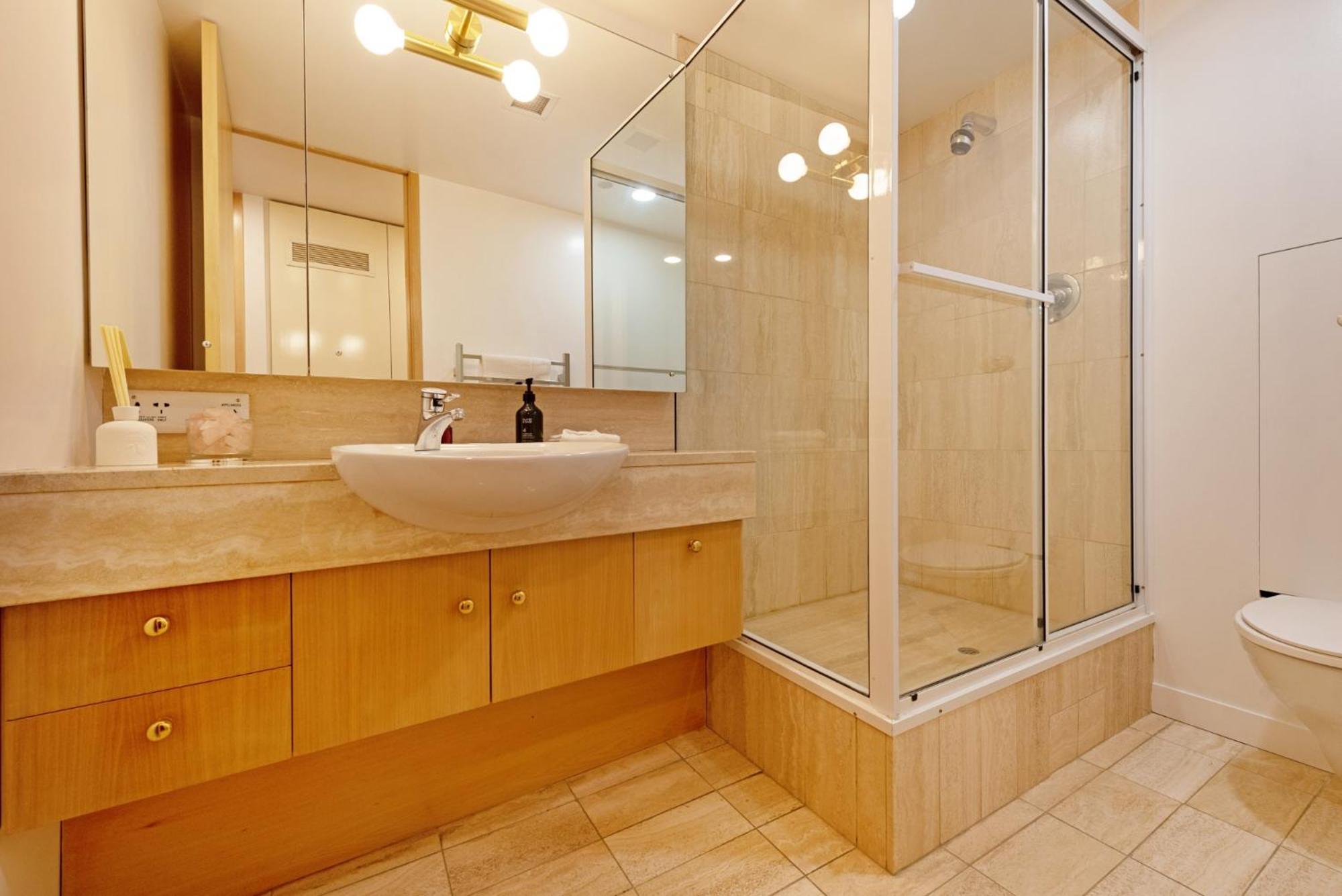Bay Suites - 328 Oriental Parade ולינגטו מראה חיצוני תמונה